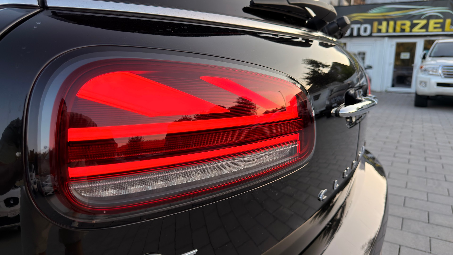 MINI Clubman Cooper John Cooper Works ALL4 Steptronic-image-15