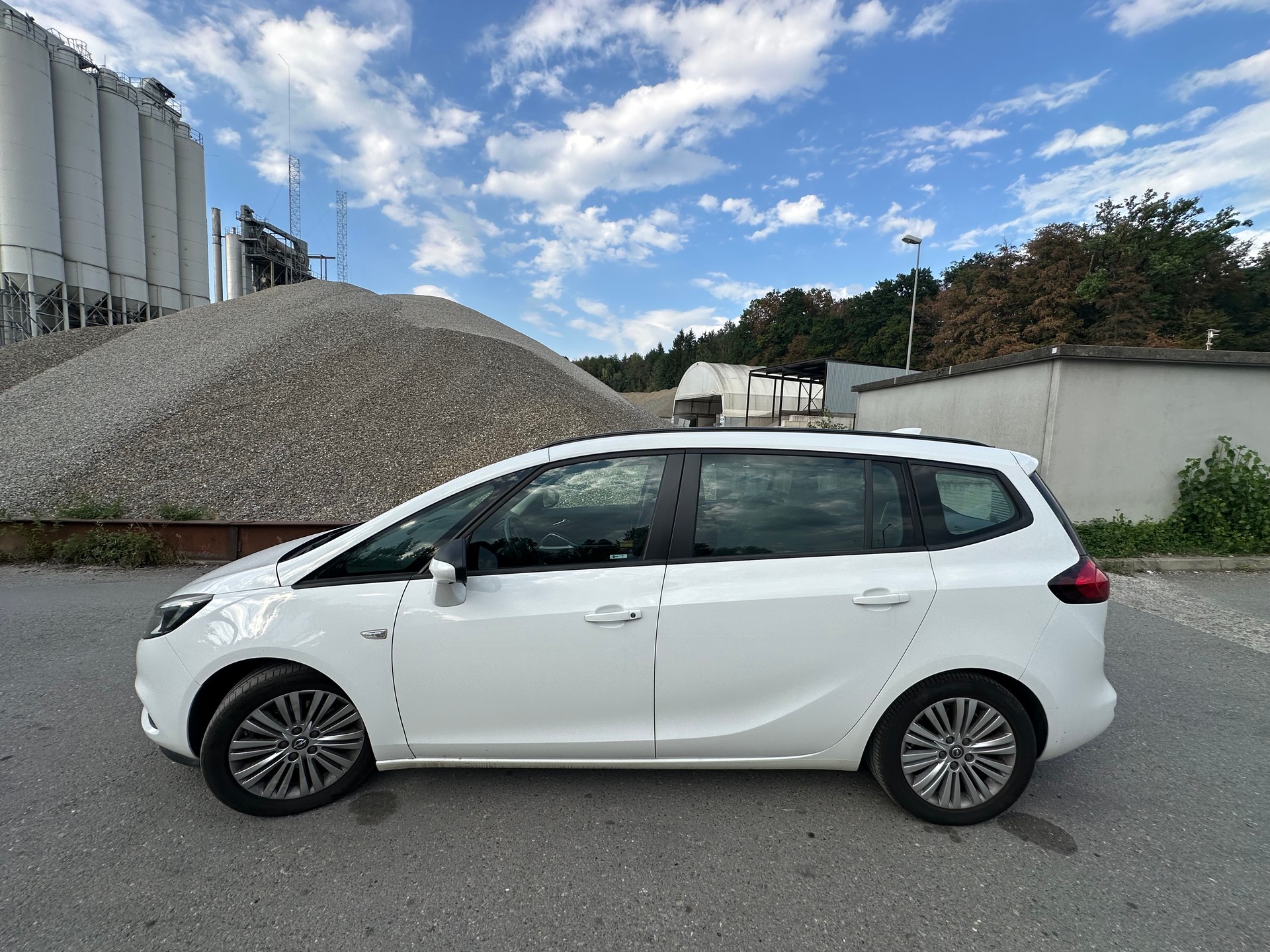 OPEL Zafira 1.4i 16V Turbo Enjoy Automatic-image-4