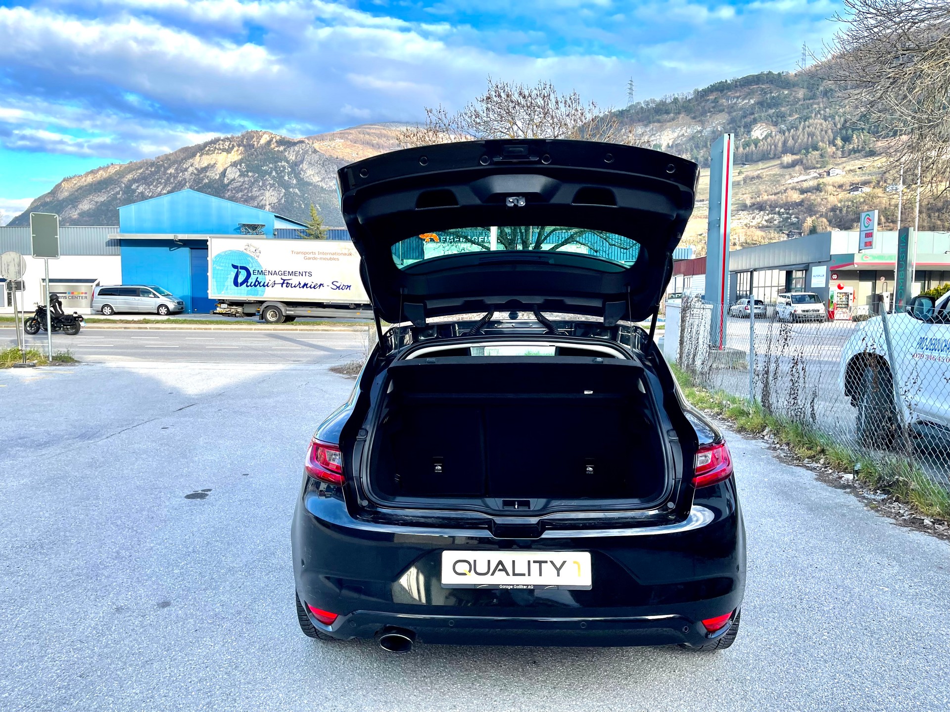 RENAULT Mégane 1.2 16V Turbo Bose-image-4