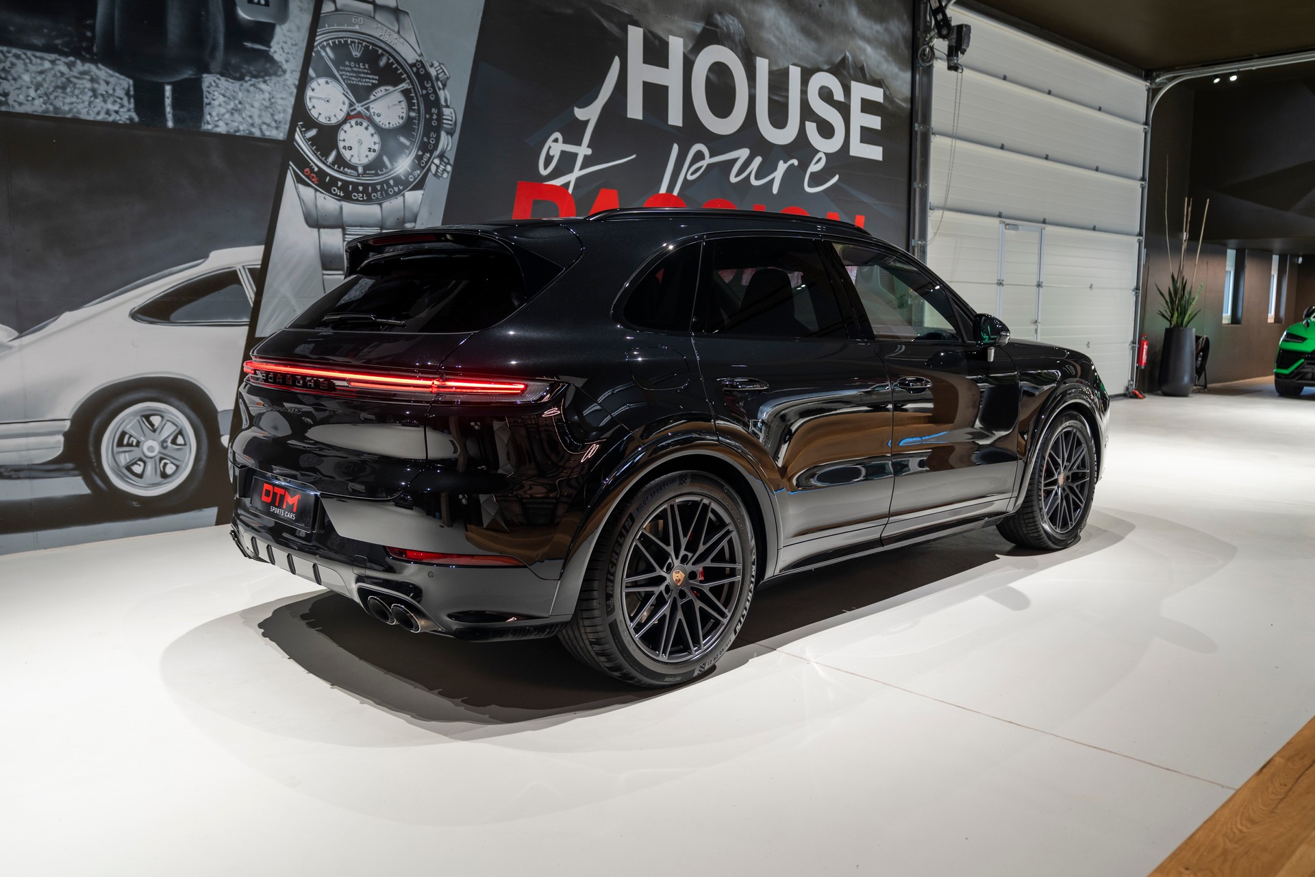 PORSCHE Cayenne GTS Tiptronic-image-3