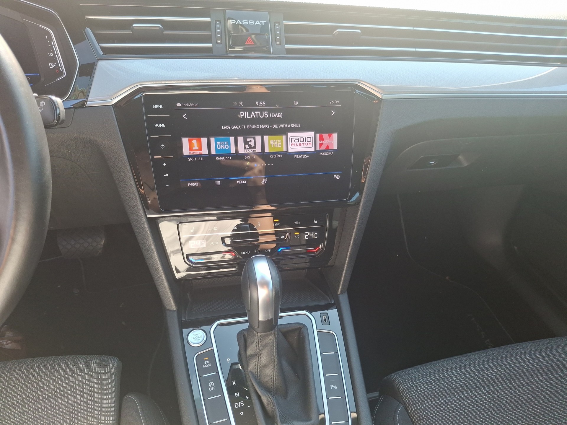 VW Passat 2.0 TDI BMT Elegance 4Motion DSG-image-10