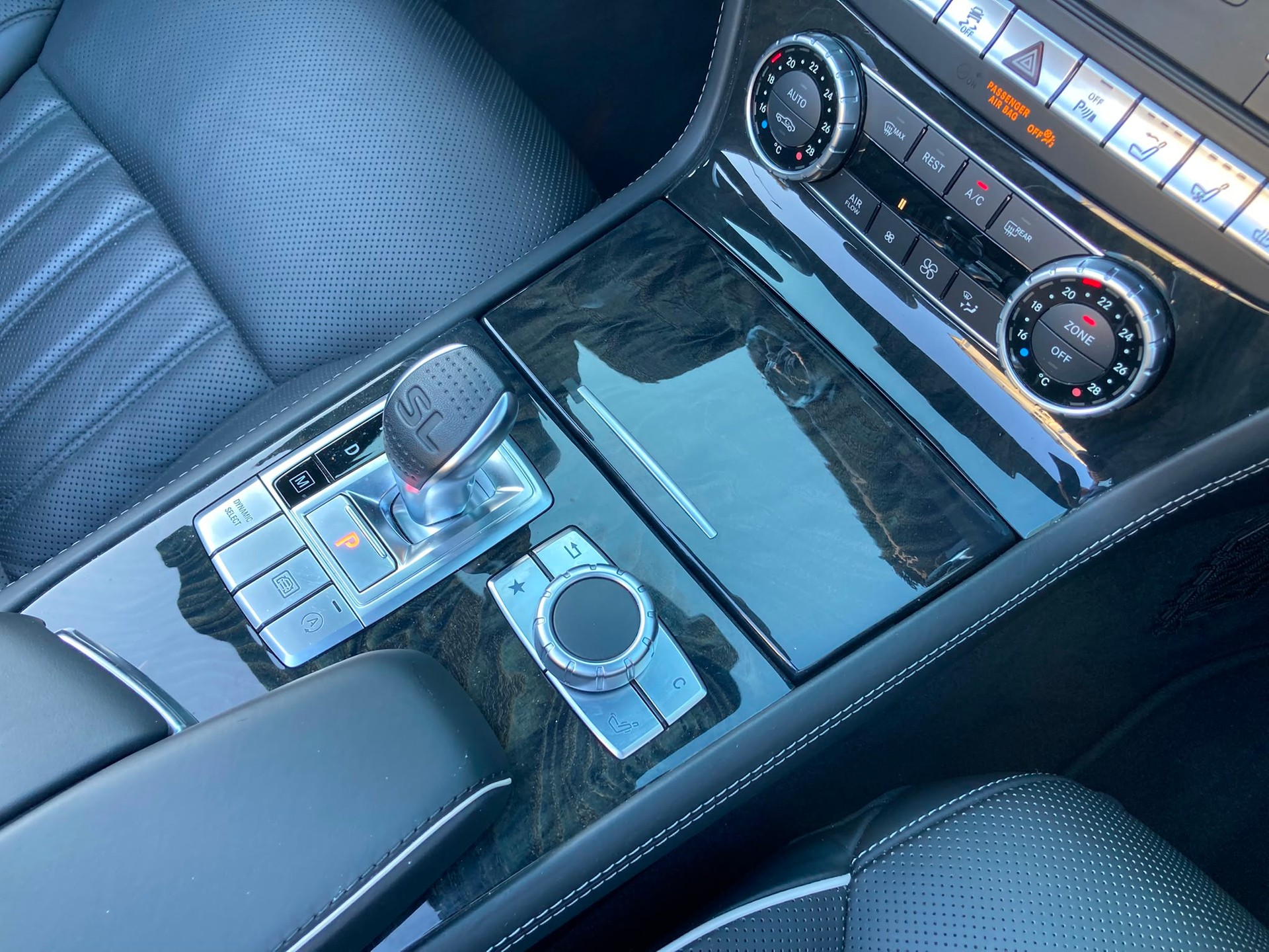 MERCEDES-BENZ SL 400 9G-Tronic-image-14