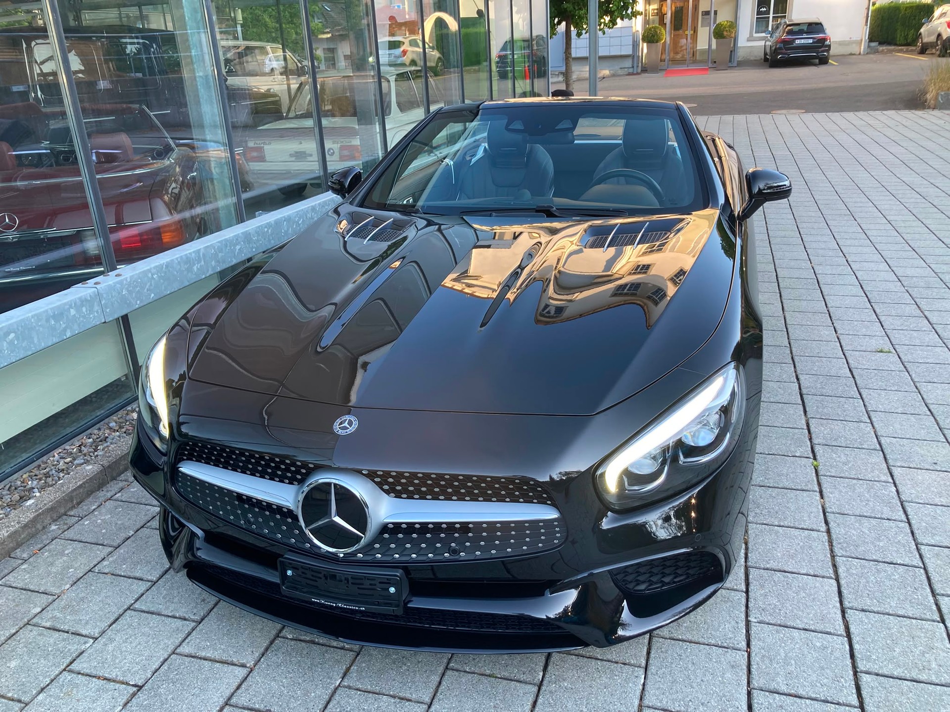 MERCEDES-BENZ SL 400 9G-Tronic-showroom-element-2