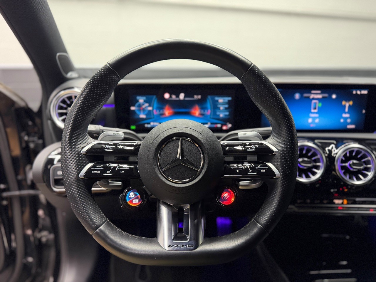 MERCEDES-BENZ A 45 S AMG 4Matic+ Speedshift | Facelift | 360° Kamera | Ambientebeleuchtung-image-13