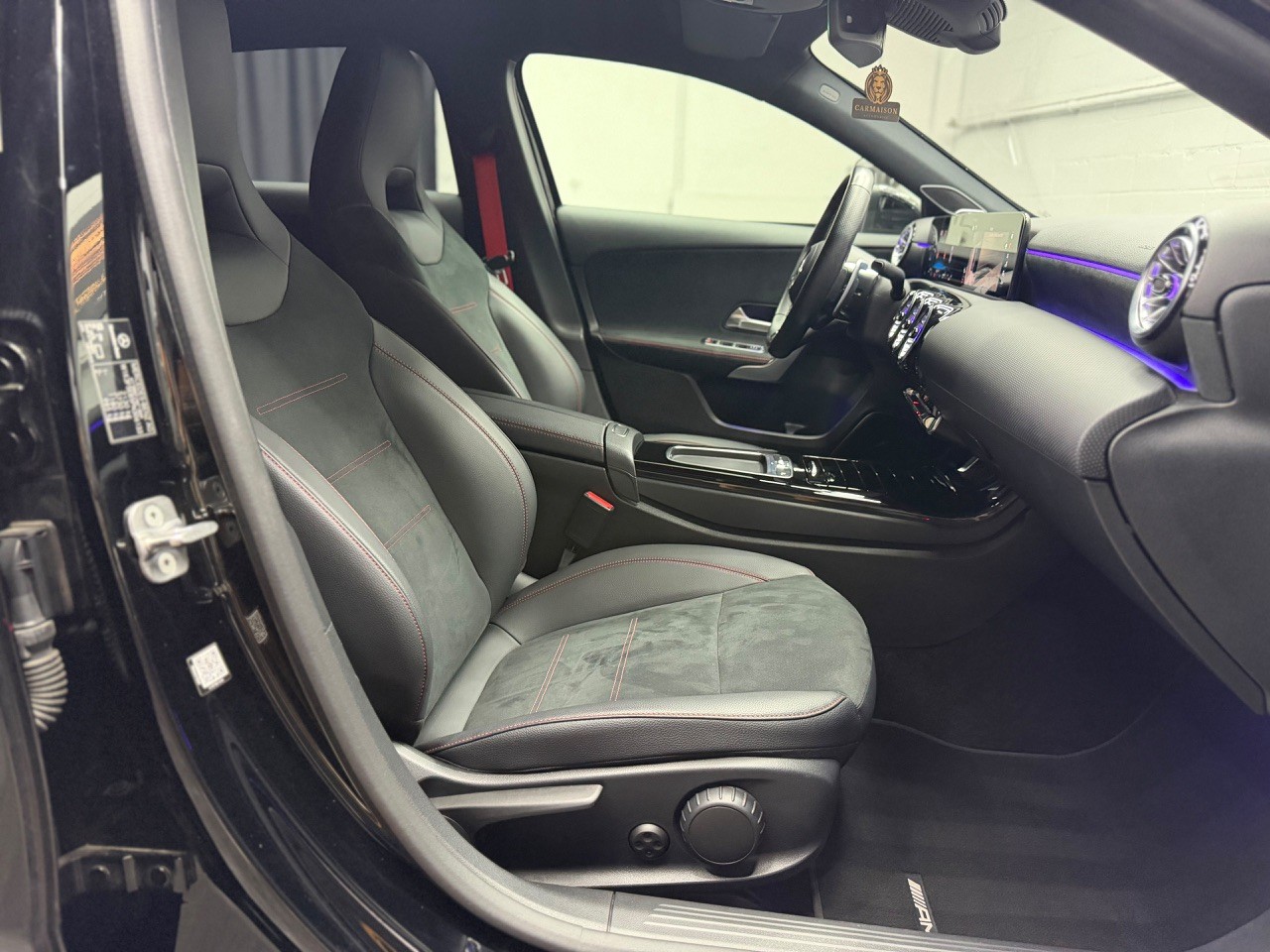MERCEDES-BENZ A 45 S AMG 4Matic+ Speedshift | Facelift | 360° Kamera | Ambientebeleuchtung-image-29