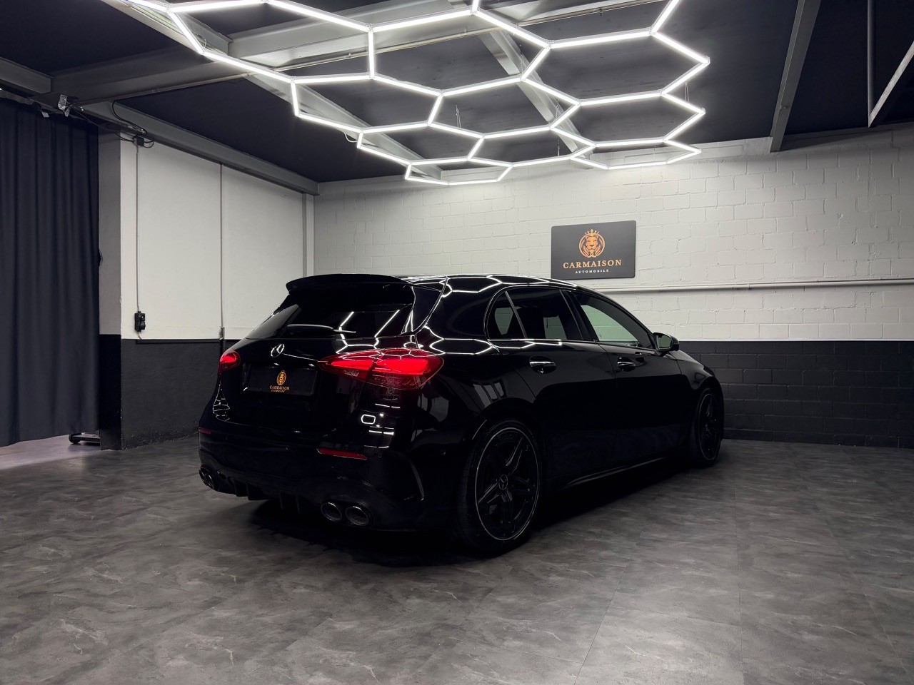 MERCEDES-BENZ A 45 S AMG 4Matic+ Speedshift | Facelift | 360° Kamera | Ambientebeleuchtung-image-7
