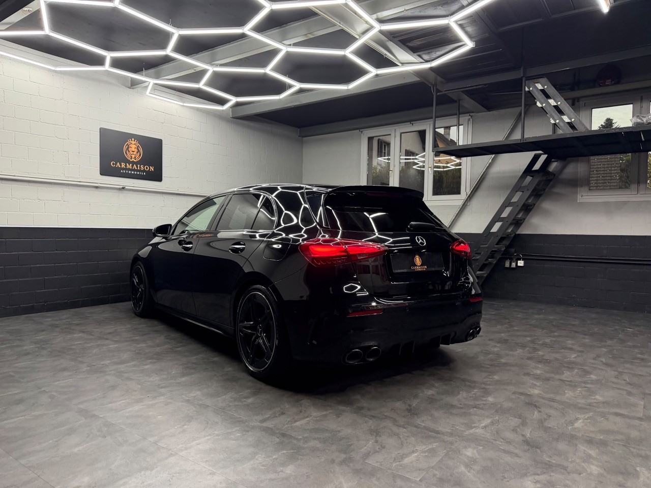 MERCEDES-BENZ A 45 S AMG 4Matic+ Speedshift | Facelift | 360° Kamera | Ambientebeleuchtung-image-5
