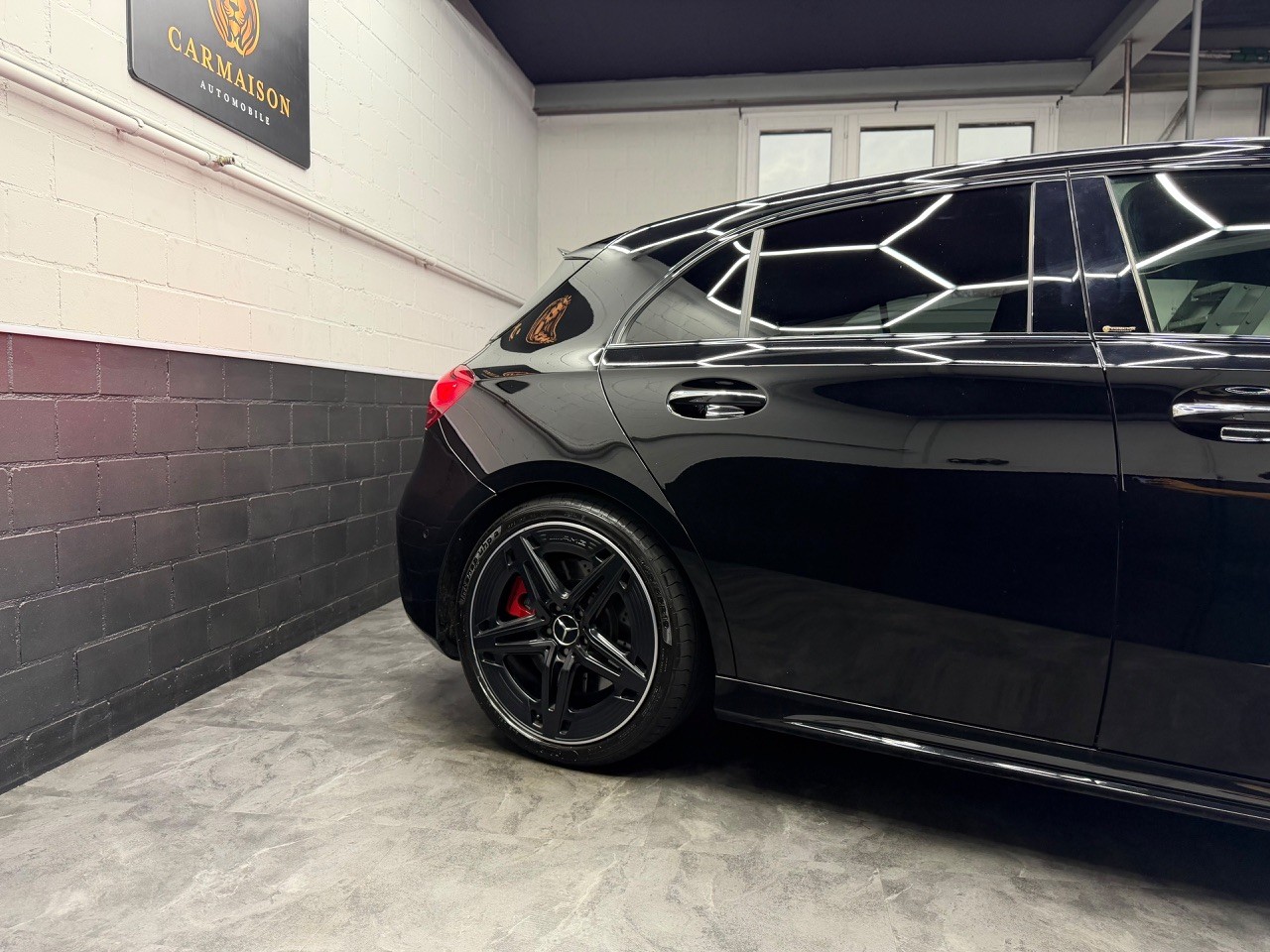 MERCEDES-BENZ A 45 S AMG 4Matic+ Speedshift | Facelift | 360° Kamera | Ambientebeleuchtung-image-4