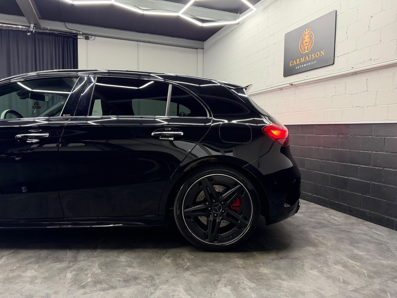MERCEDES-BENZ A 45 S AMG 4Matic+ Speedshift | Facelift | 360° Kamera | Ambientebeleuchtung-image-3