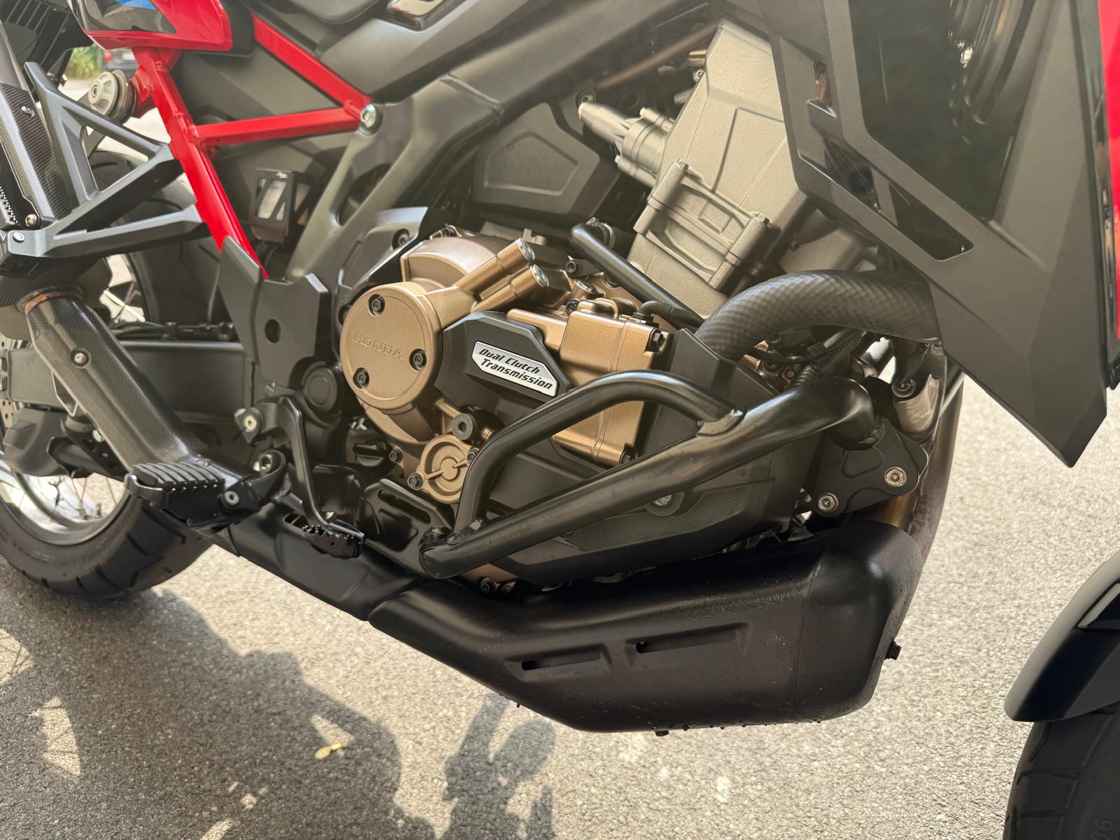 HONDA CRF 1100 DCT Africa Twin Adventure-image-11
