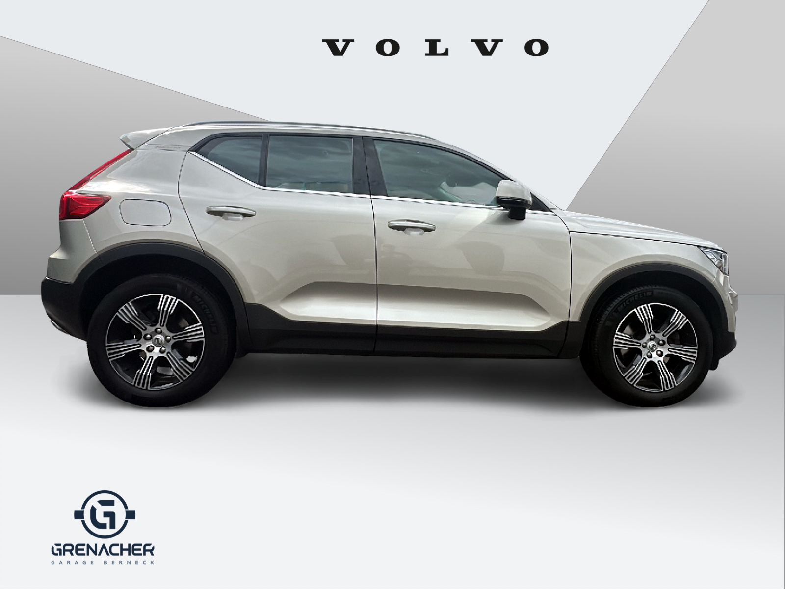 VOLVO XC40 2.0 T4 Inscription AWD-image-2