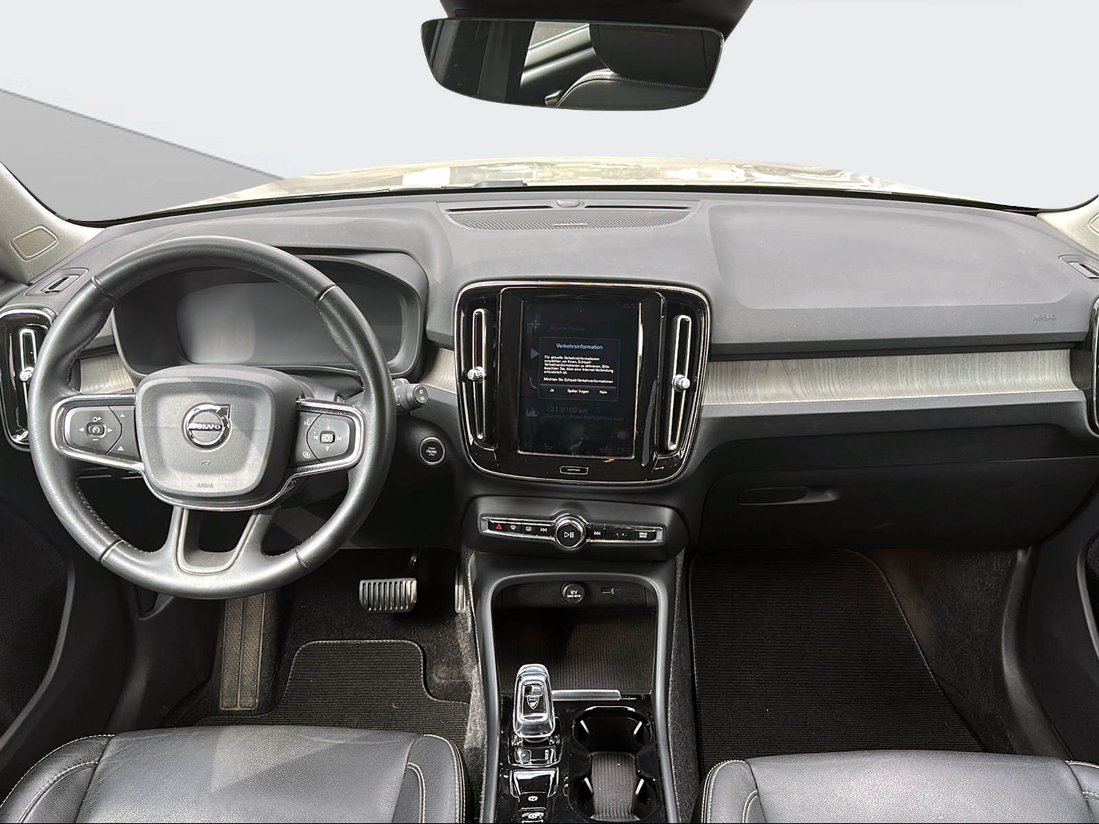 VOLVO XC40 2.0 T4 Inscription AWD-image-14