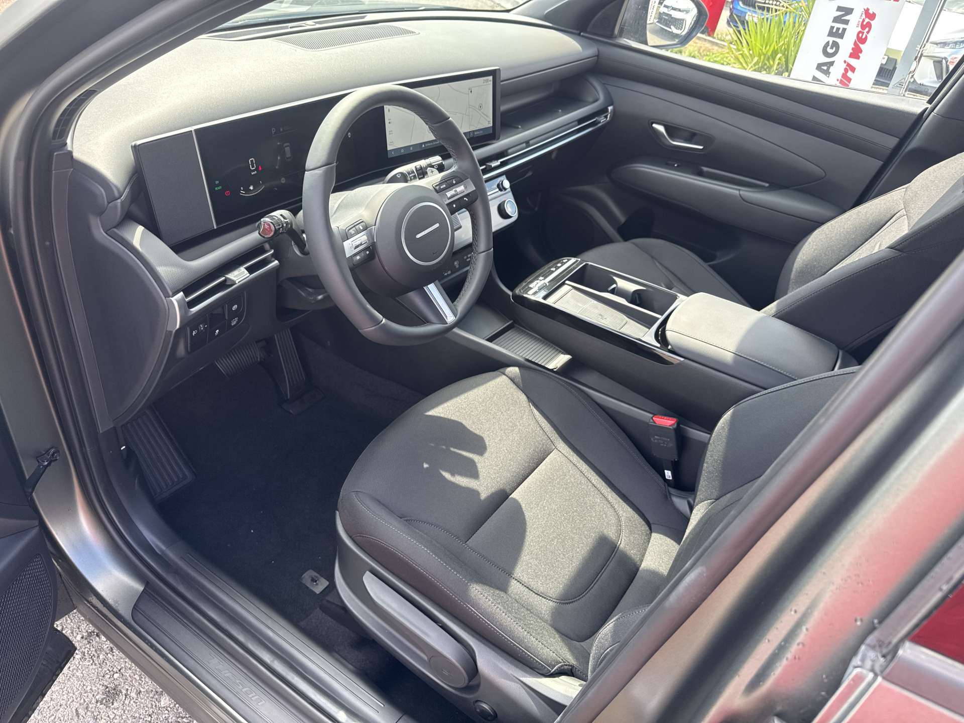HYUNDAI Tucson 1.6 TGDI HEV Black Line Automat-image-5