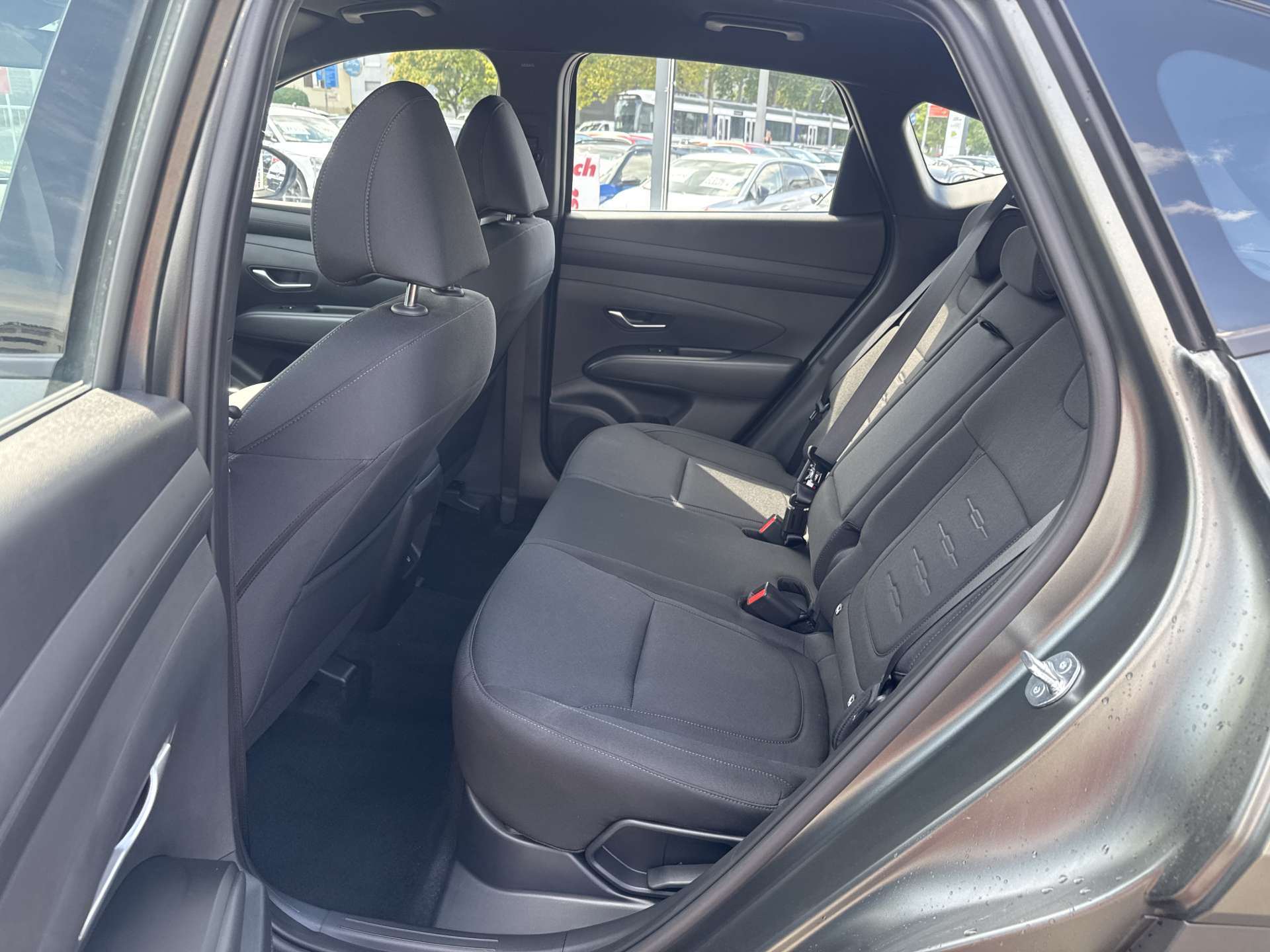 HYUNDAI Tucson 1.6 TGDI HEV Black Line Automat-image-6