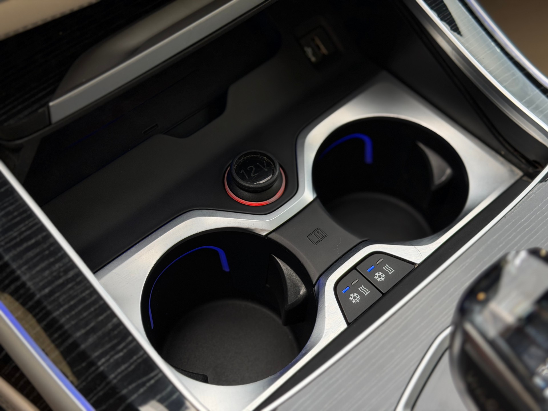 BMW X7 xDrive M50i Steptronic-image-28