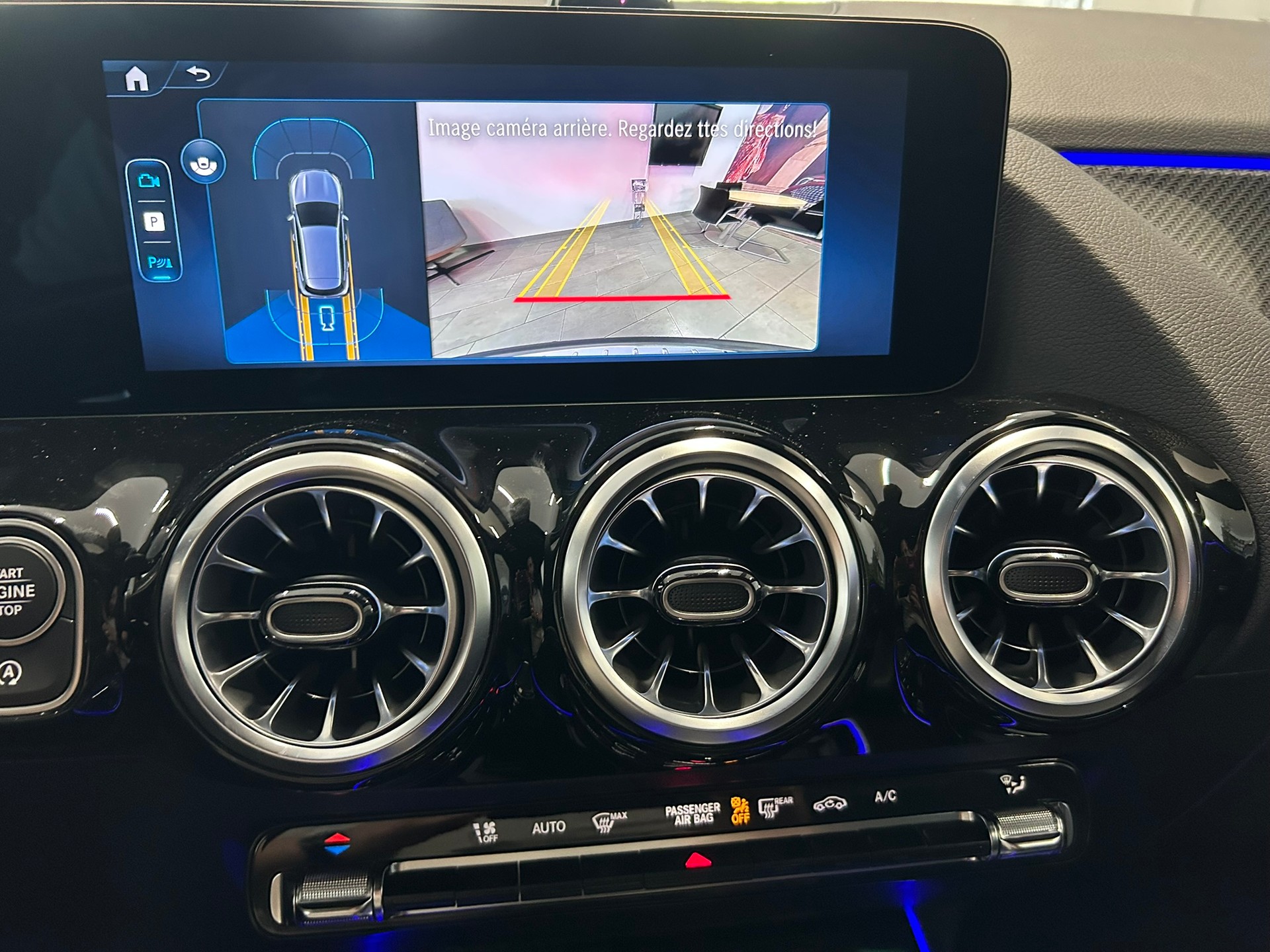 MERCEDES-BENZ GLA 200 Night Star AMG Line 7G-DCT-image-15