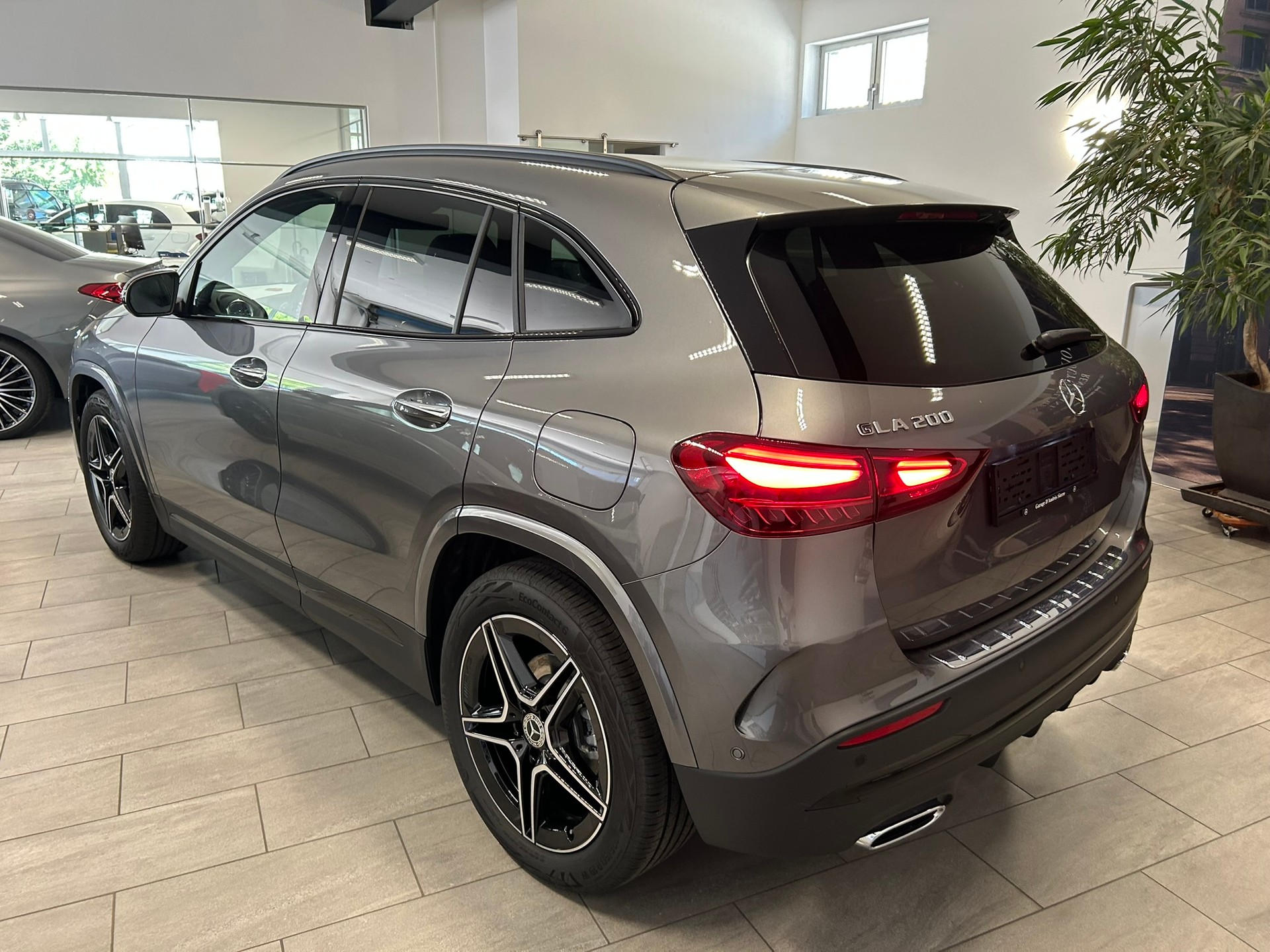 MERCEDES-BENZ GLA 200 Night Star AMG Line 7G-DCT-image-6