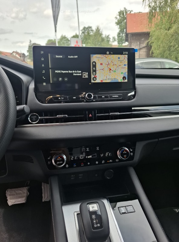 MITSUBISHI Outlander 2.4 PHEV Instyle 4x4-image-7
