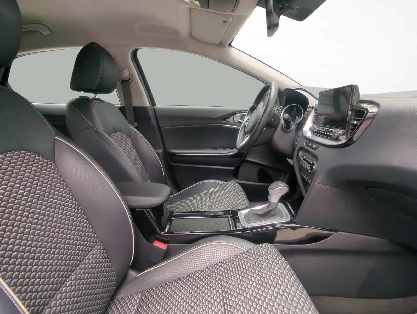 KIA XCeed 1.5 T-GDi MHEV Power-image-9