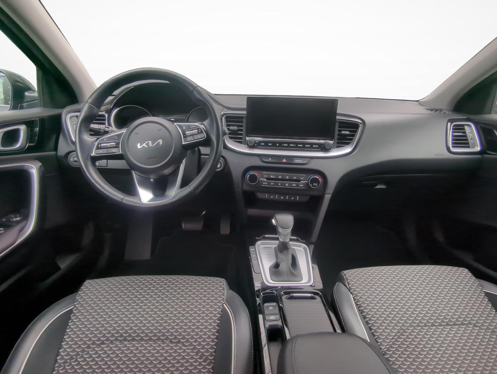 KIA XCeed 1.5 T-GDi MHEV Power-image-8