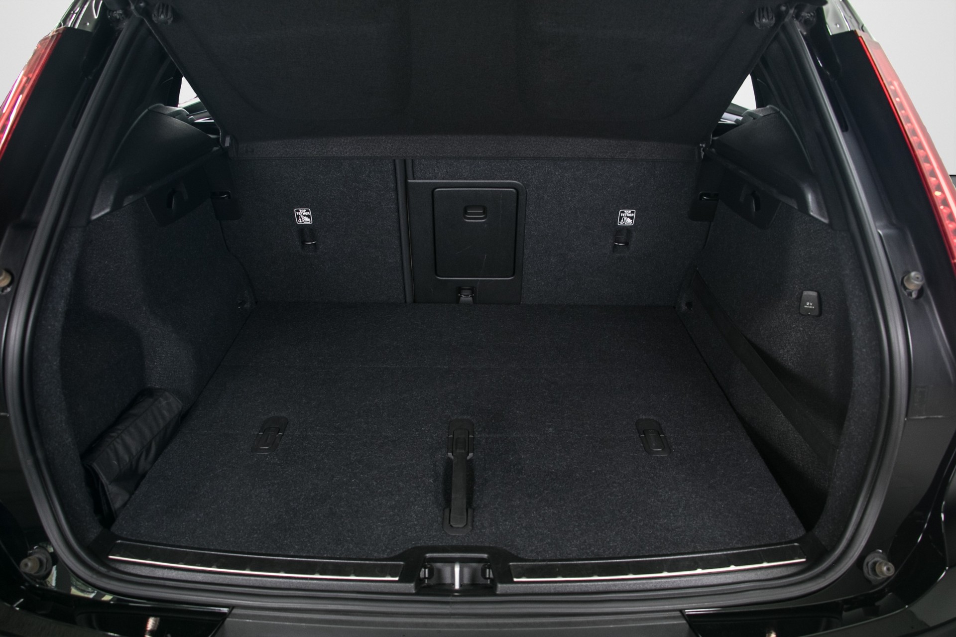 VOLVO XC40 T3 Inscription Geartronic-image-10