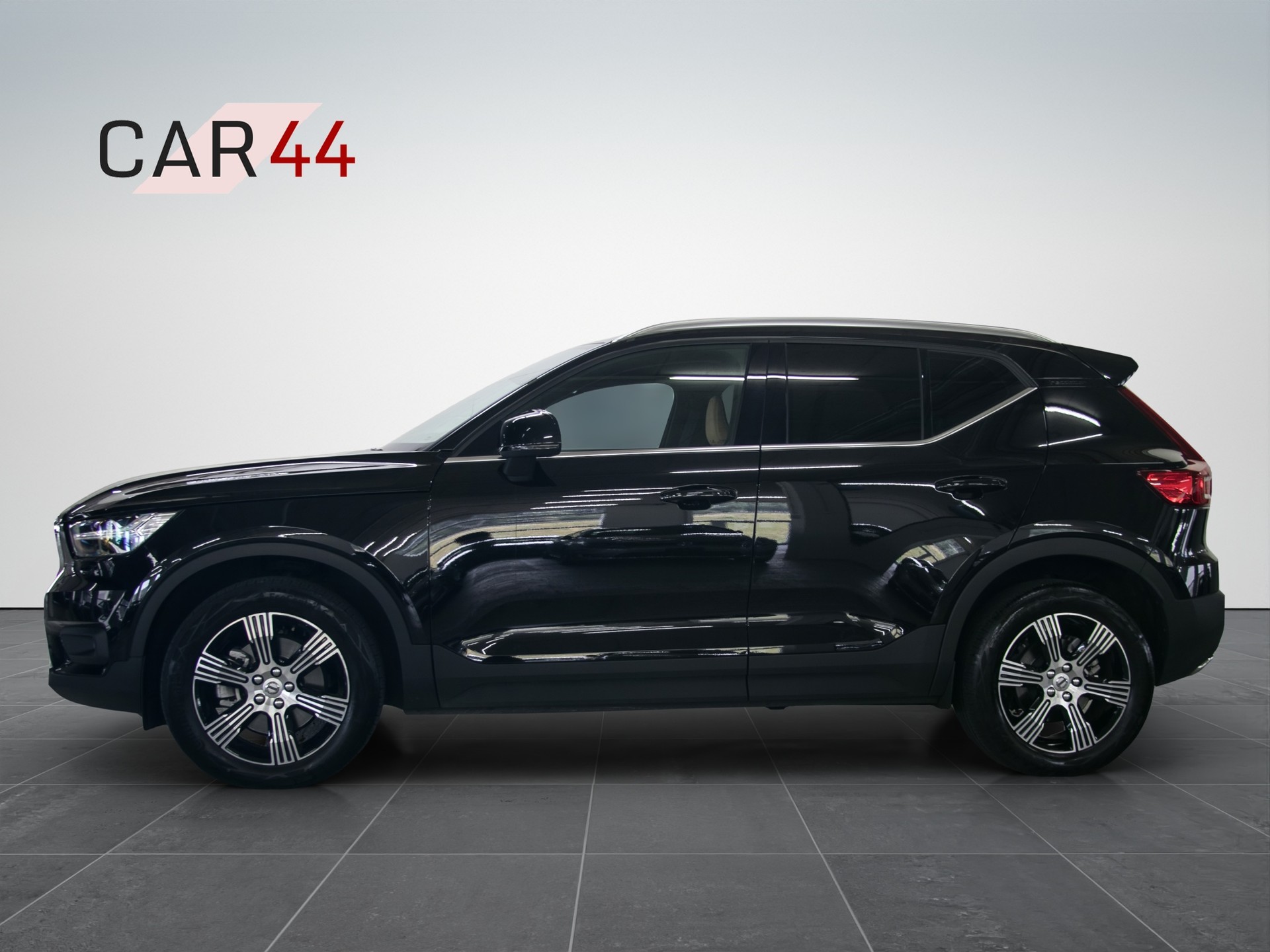 VOLVO XC40 T3 Inscription Geartronic-image-1