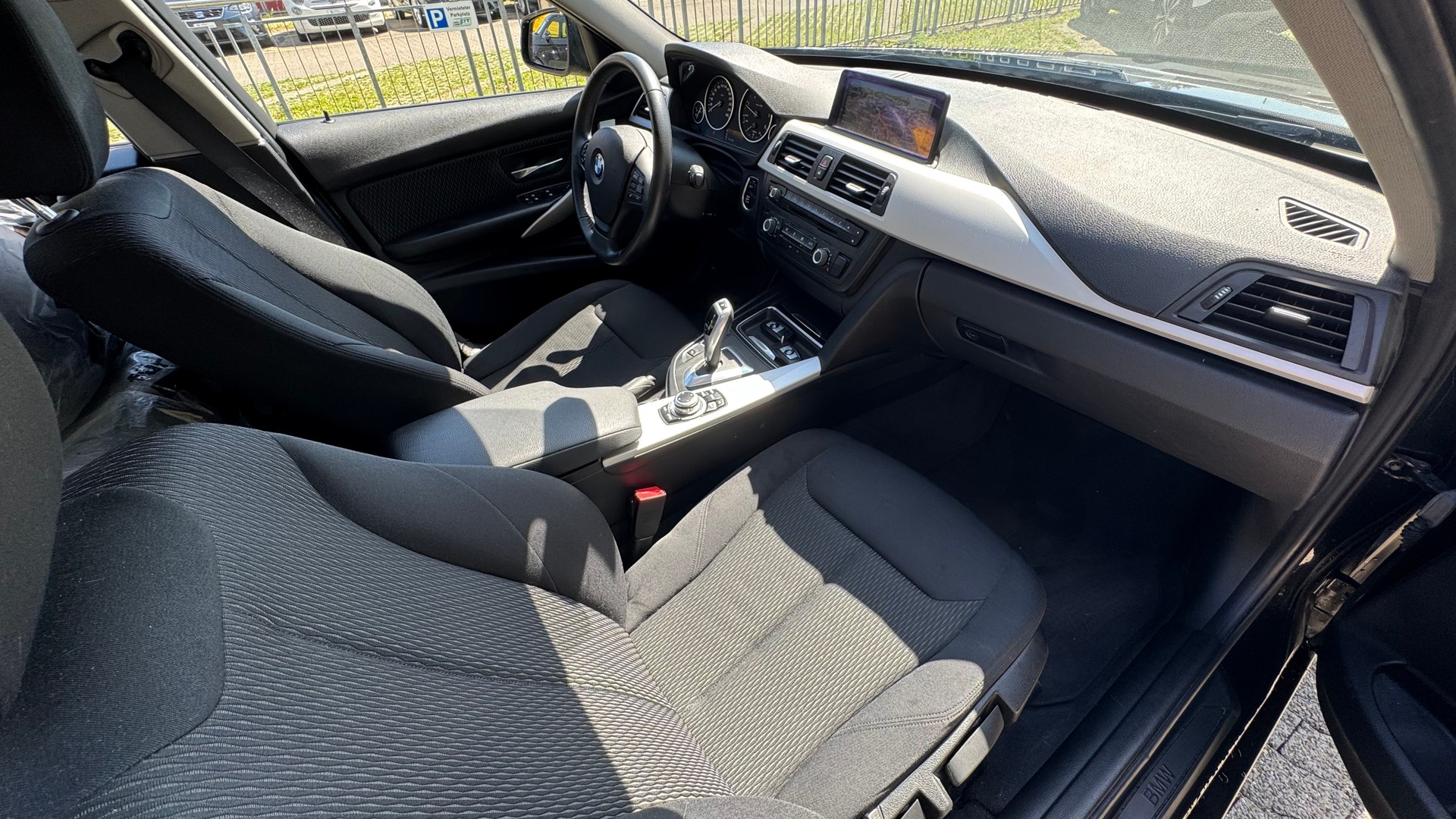 BMW 318d Steptronic-image-8