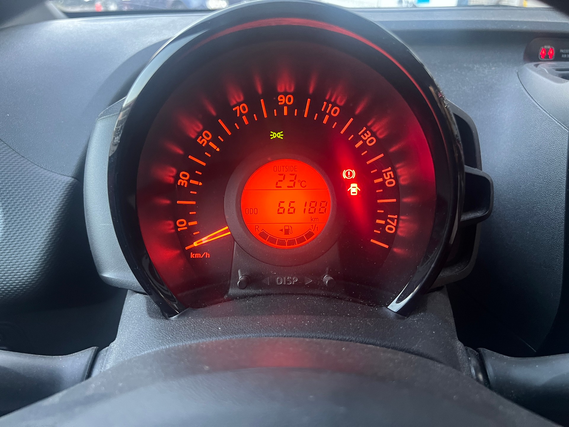 CITROEN C1 1.0 VTi Shine Stop&Start-image-10