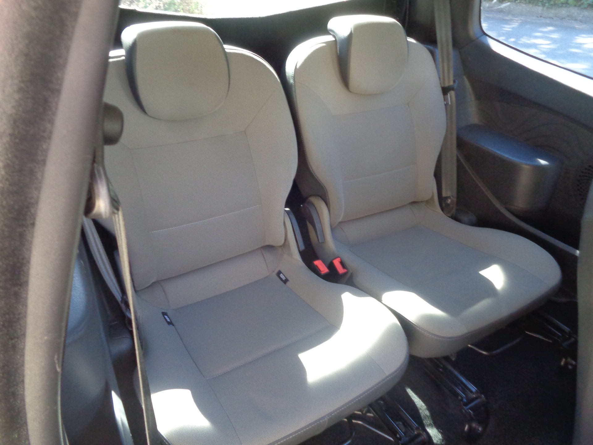 RENAULT Twingo 1.2 16V Expression-image-10