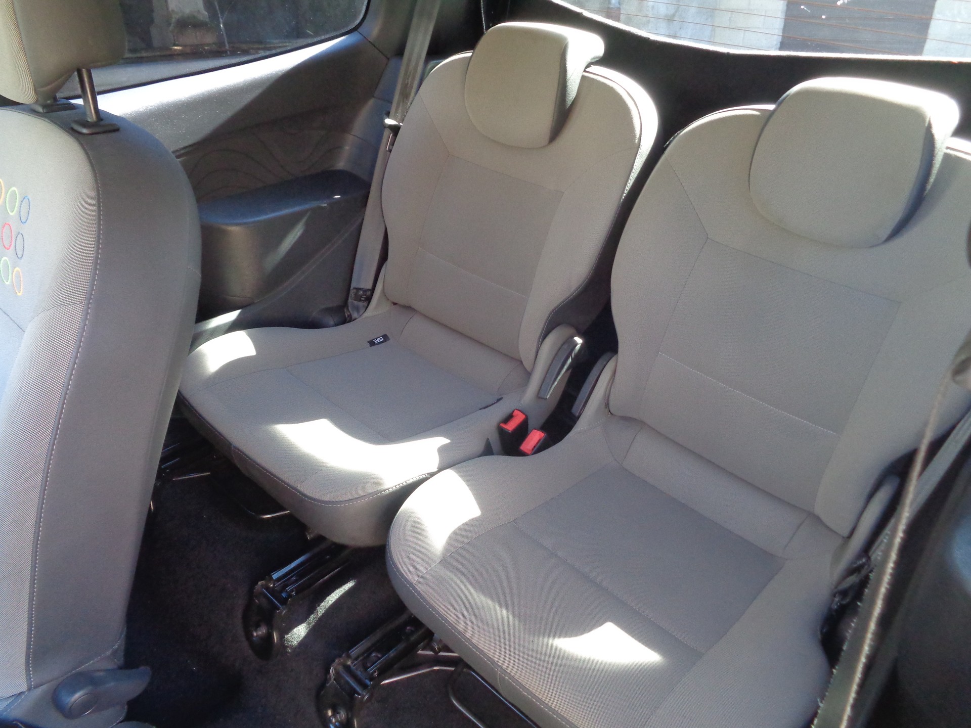 RENAULT Twingo 1.2 16V Expression-image-8