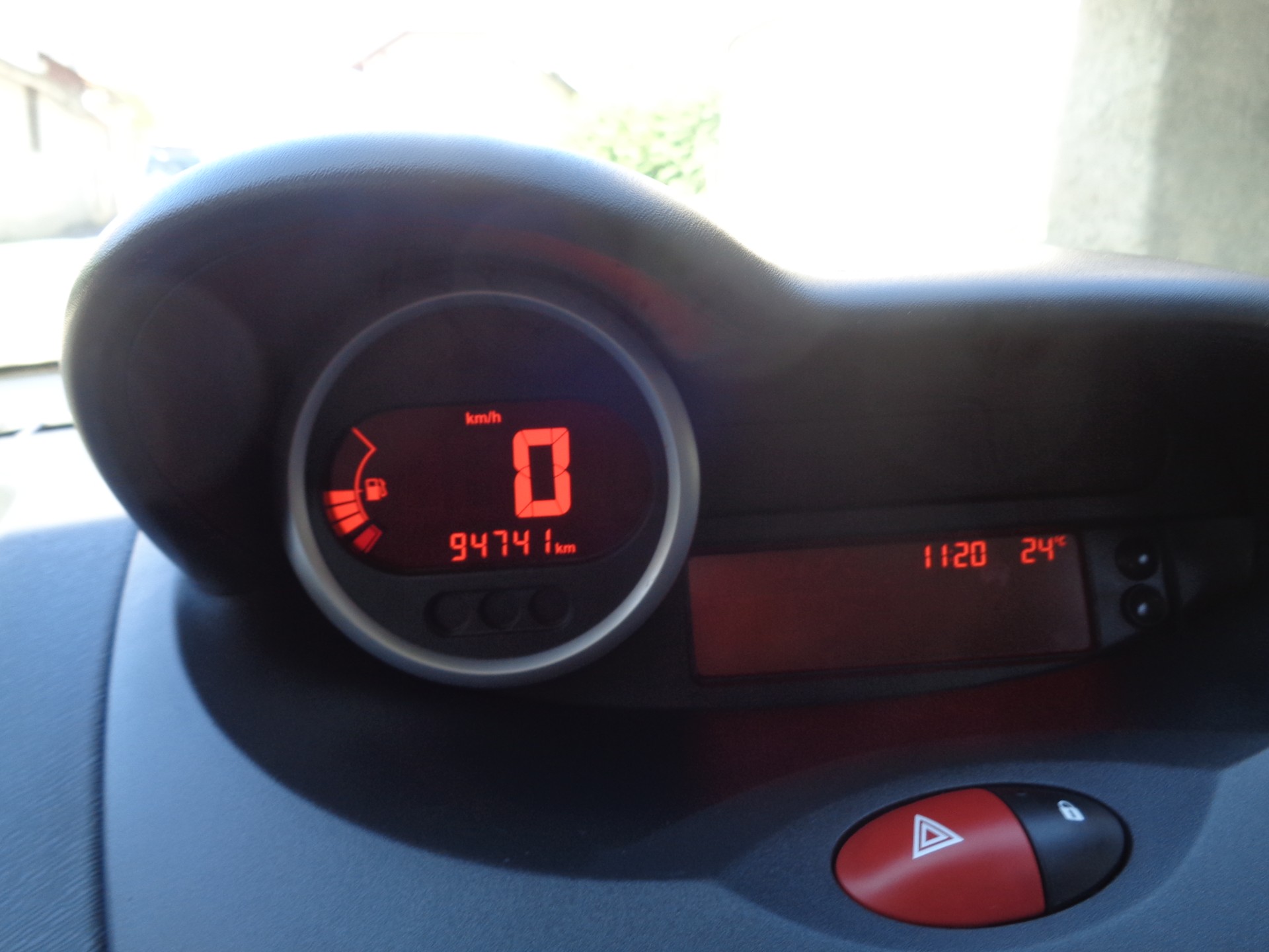 RENAULT Twingo 1.2 16V Expression-image-12