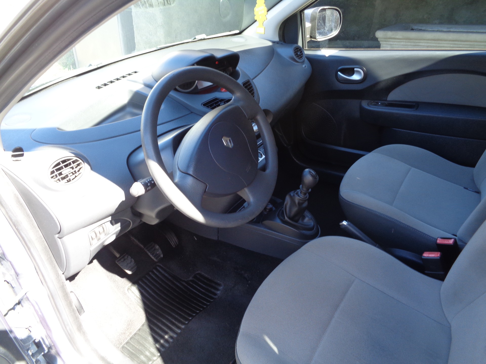 RENAULT Twingo 1.2 16V Expression-image-7