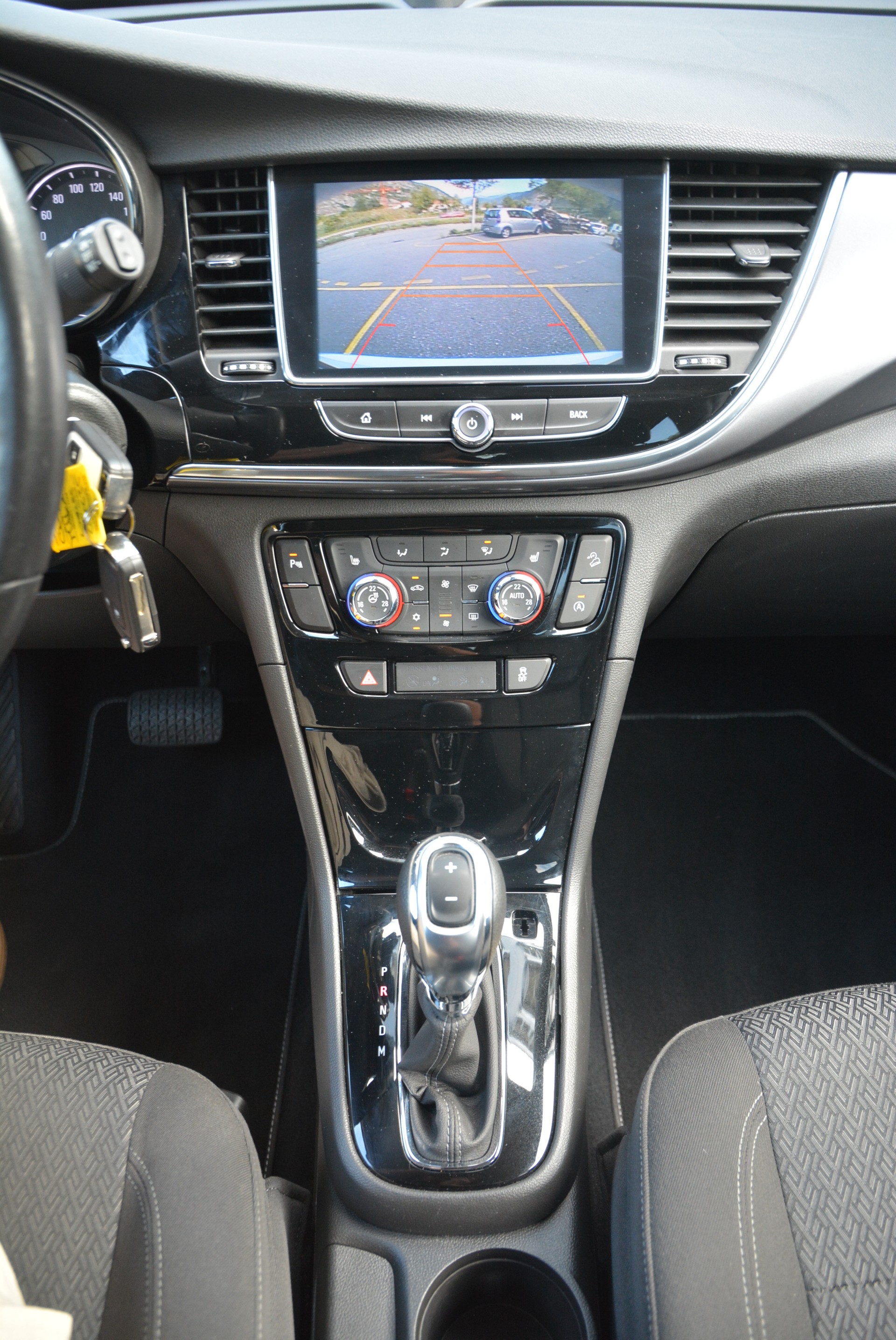 OPEL Mokka X 1.4i 16V Turbo Black Edition 4WD Automatik-image-5