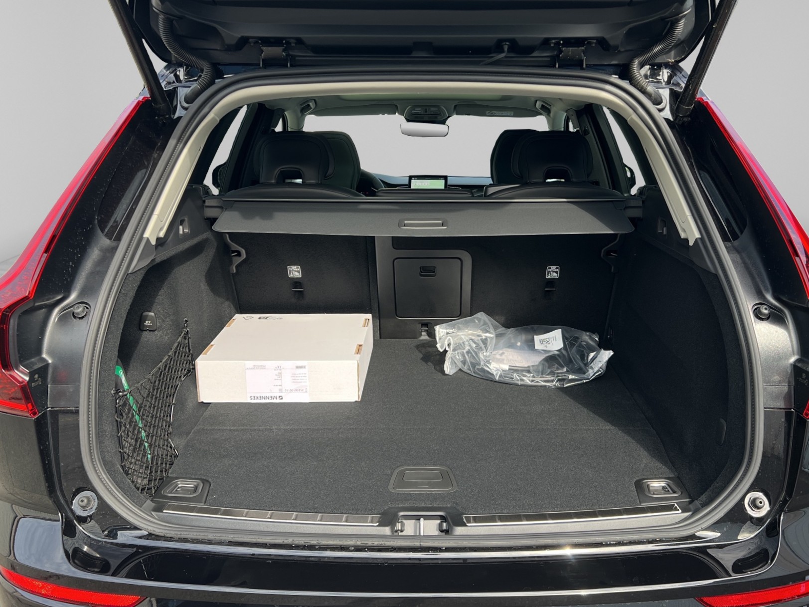 VOLVO XC60 2.0 T8 TE Ultra Dark eAWD-image-15