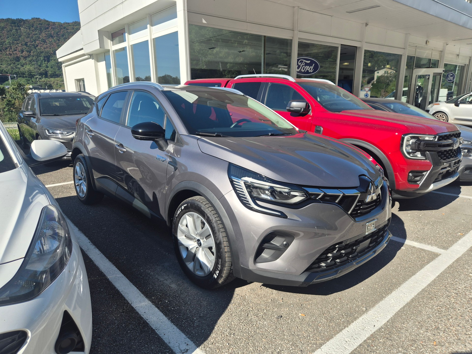 MITSUBISHI ASX 1.6 HEV Instyle-image-2