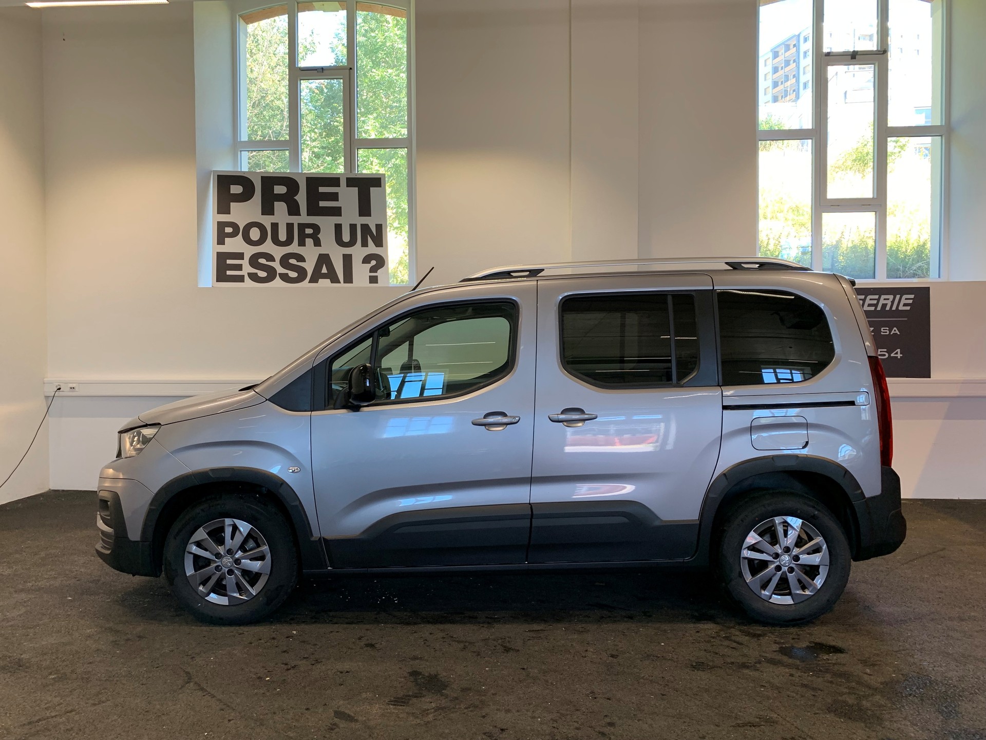 PEUGEOT Rifter 1.5 BlueHDi Allure Pack-image-4