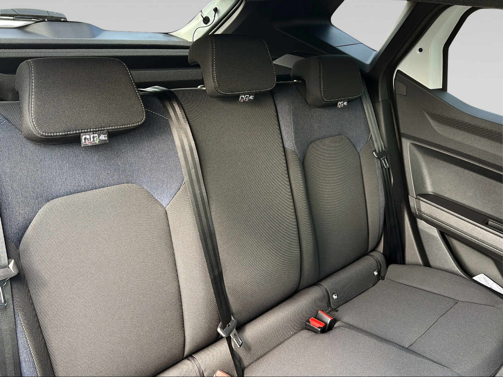DACIA Duster-image-11