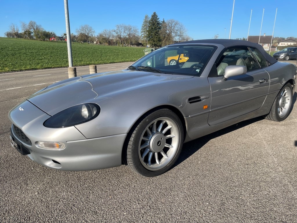 ASTON MARTIN DB7 Volante-image-3