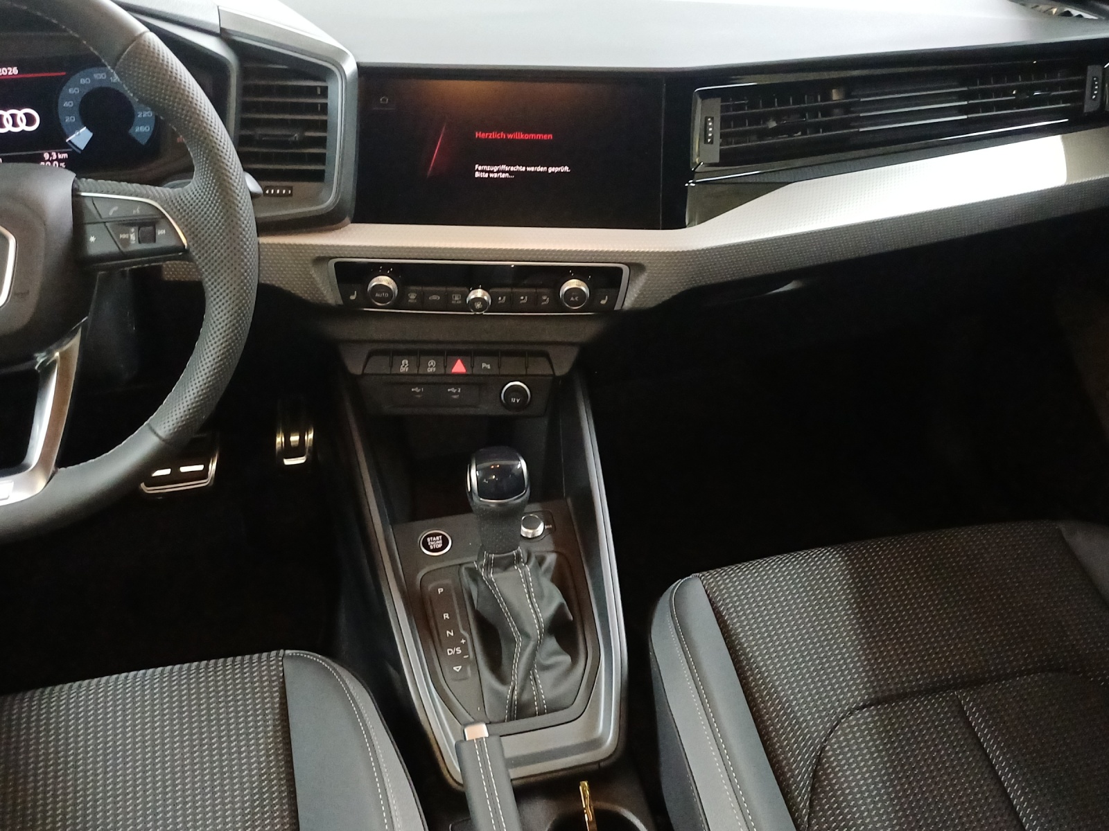 AUDI A1 Sportback 30 TFSI S-tronic-image-10