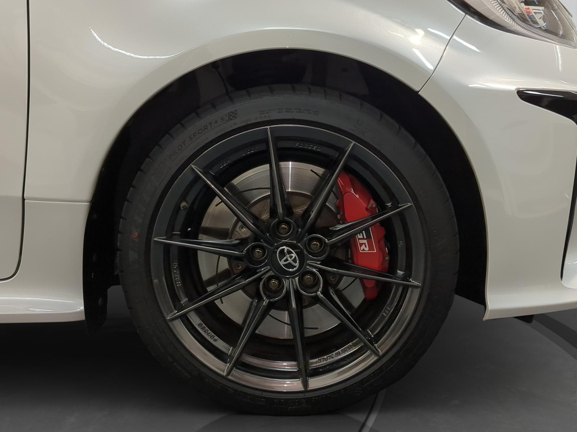 TOYOTA Yaris 1.6 GR Sport-image-15