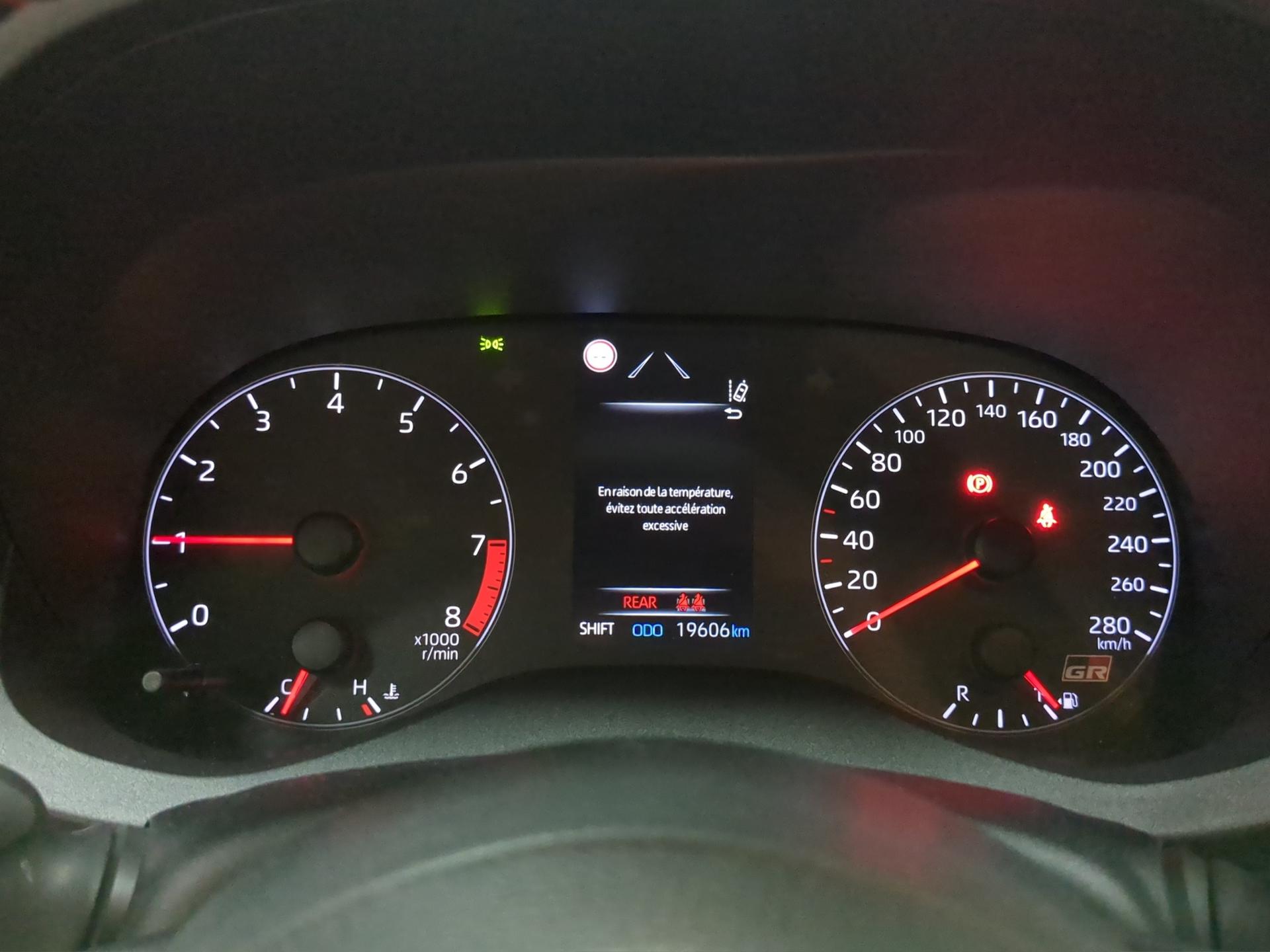 TOYOTA Yaris 1.6 GR Sport-image-10