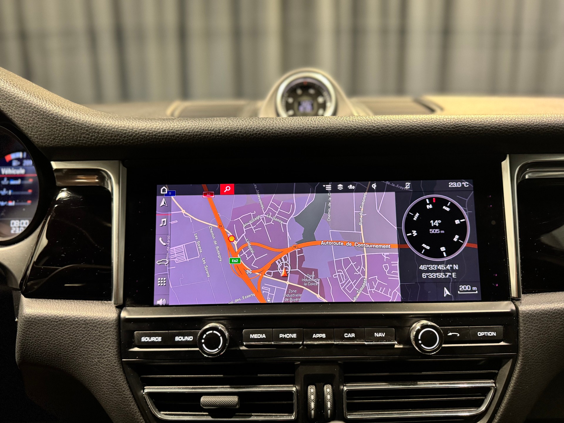 PORSCHE Macan S PDK (35)-image-14