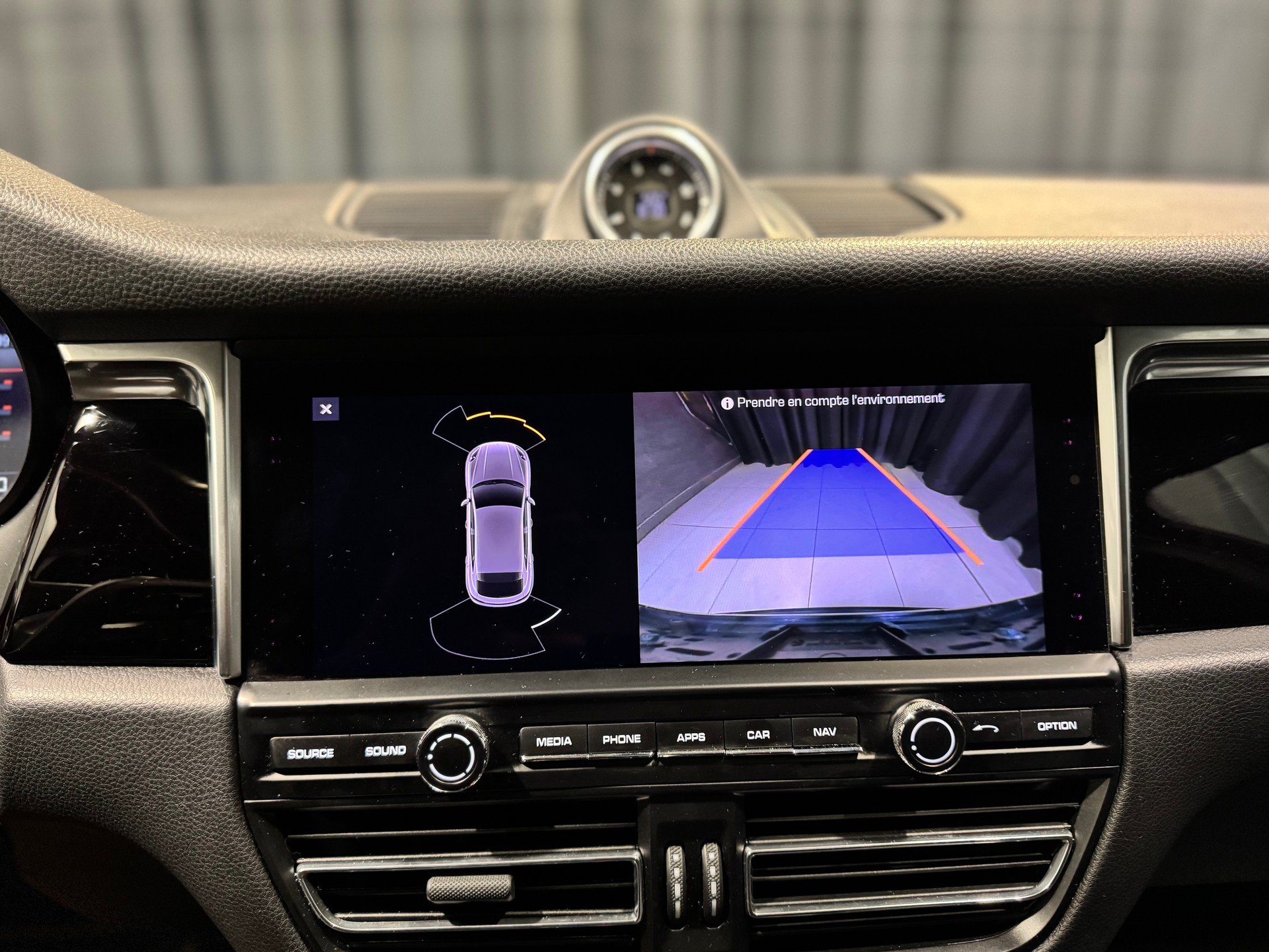 PORSCHE Macan S PDK (35)-image-15