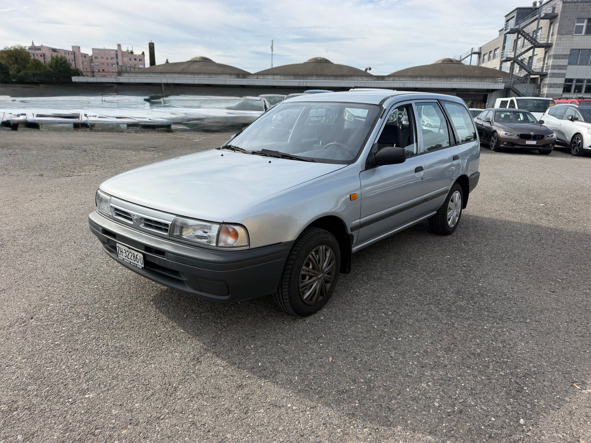NISSAN Sunny 1.6 16V LX-S Wagon-image-0