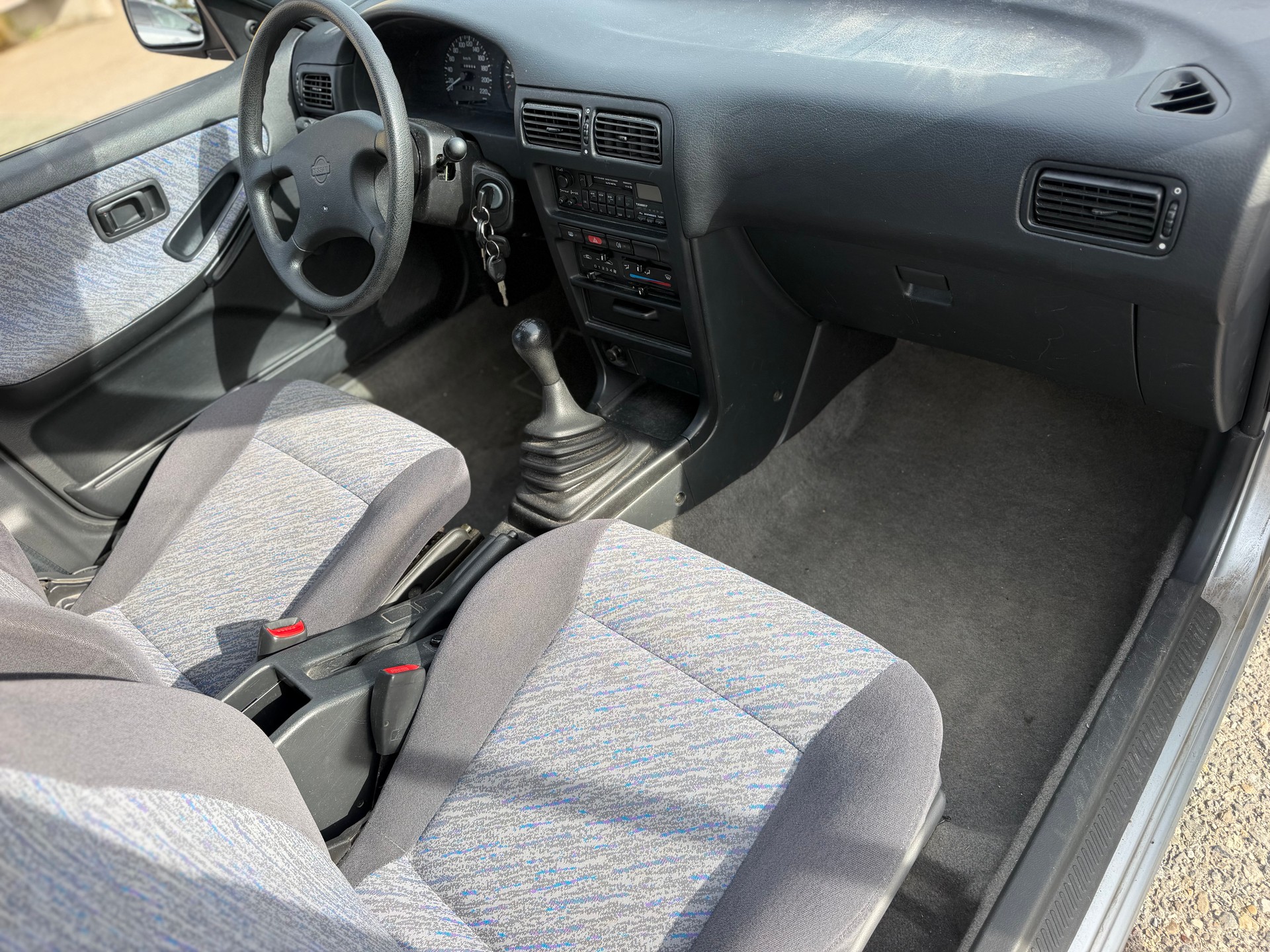 NISSAN Sunny 1.6 16V LX-S Wagon-image-11