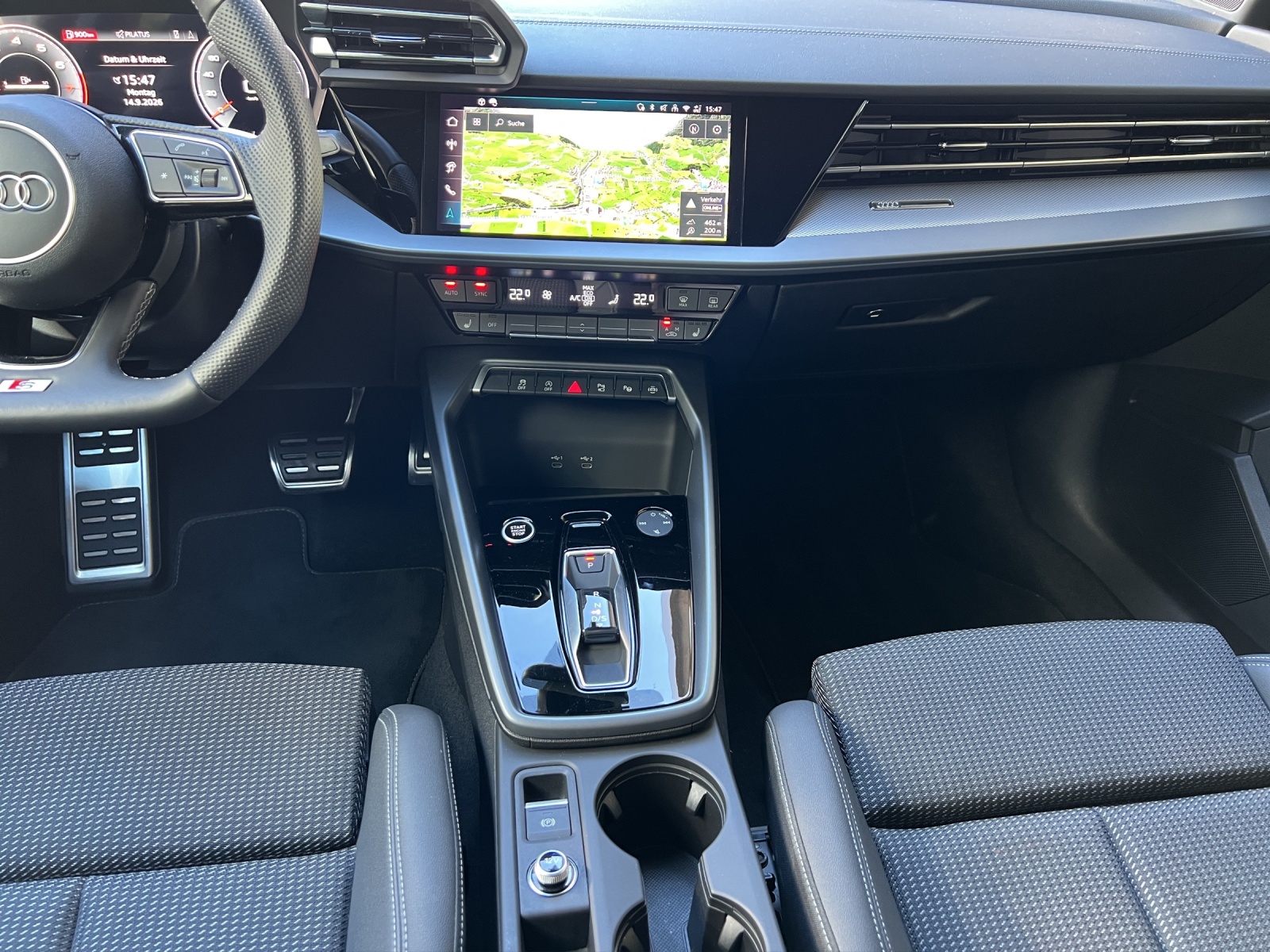 AUDI A3 Sportback 35 TFSI S line Attraction S-tronic-image-11
