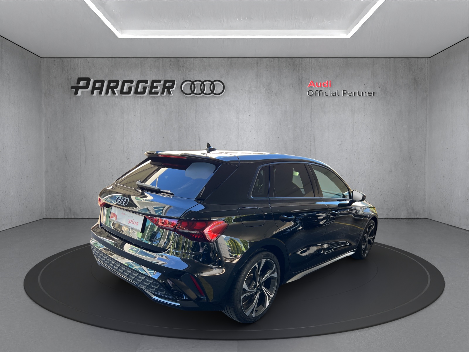 AUDI A3 Sportback 35 TFSI S line Attraction S-tronic-image-5