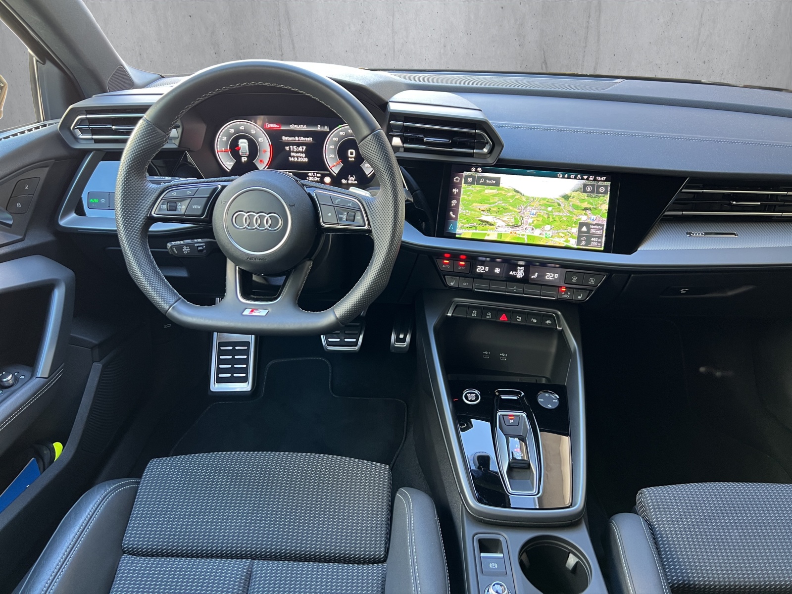 AUDI A3 Sportback 35 TFSI S line Attraction S-tronic-image-9