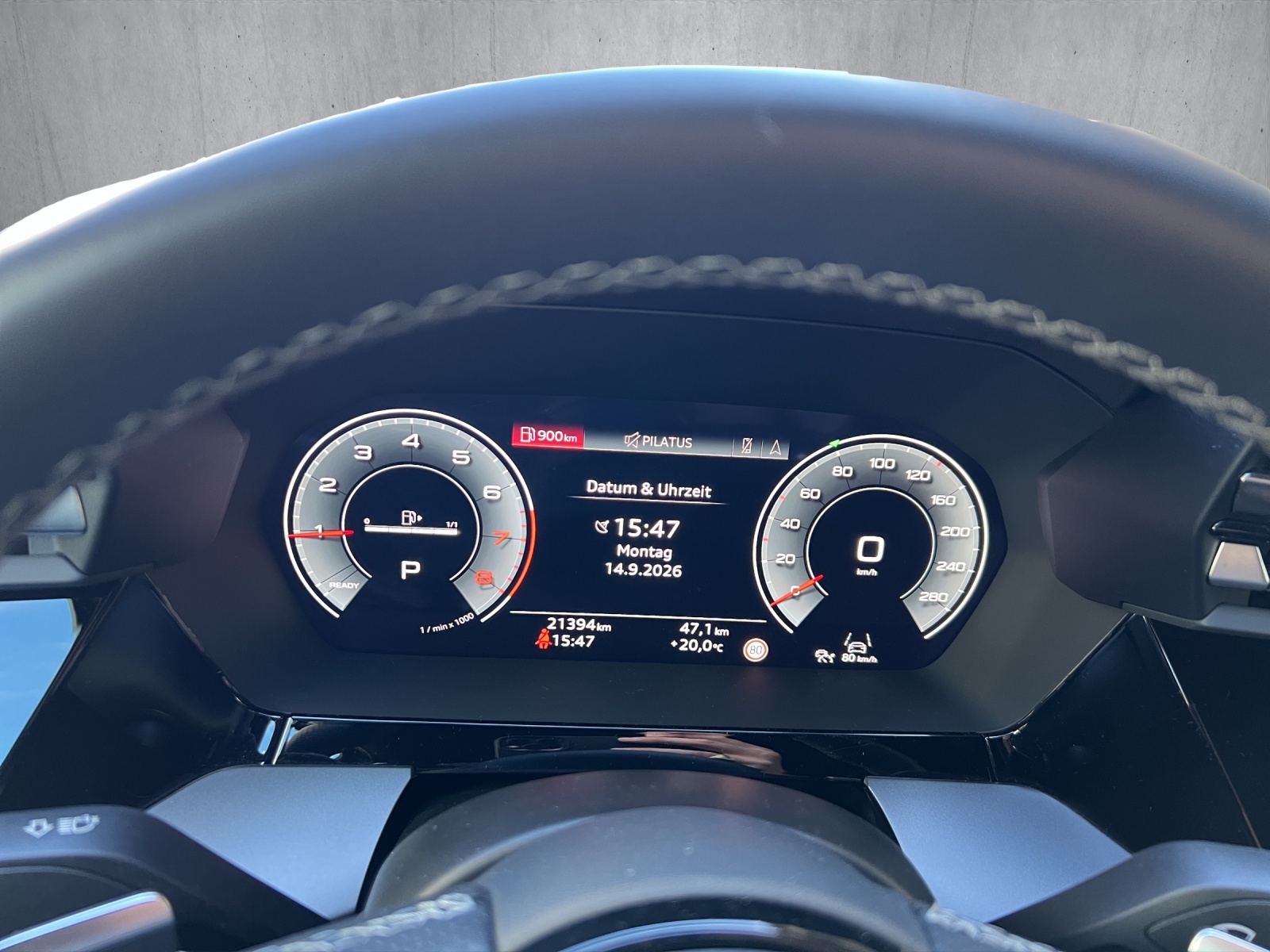 AUDI A3 Sportback 35 TFSI S line Attraction S-tronic-image-10