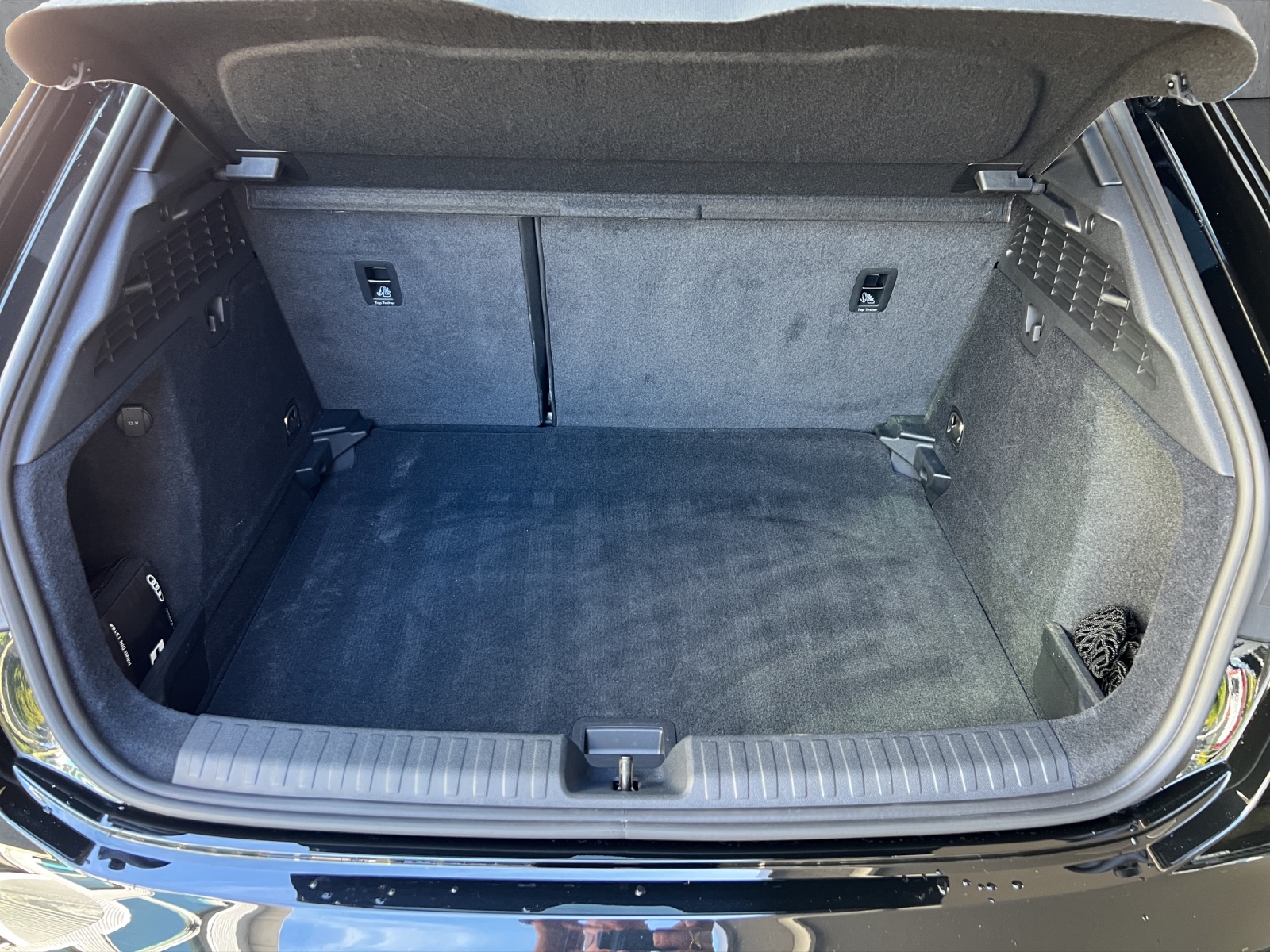 AUDI A3 Sportback 35 TFSI S line Attraction S-tronic-image-14